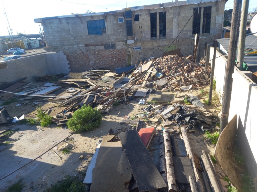 Commercial Property for Sale in Wallacedene Western Cape